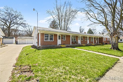 906 Belfield St Sw, Wyoming, MI, 49509-1969 | Card Image