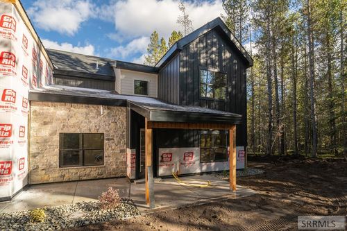 4353 Yeti Ln, Island Park, ID, 83429 | Card Image