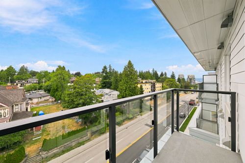 606-82 First St, New Westminster, BC, V3L0L8 | Card Image