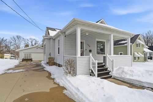 120 E Tobacnoir Street, KAUKAUNA, WI, 54130 | Card Image