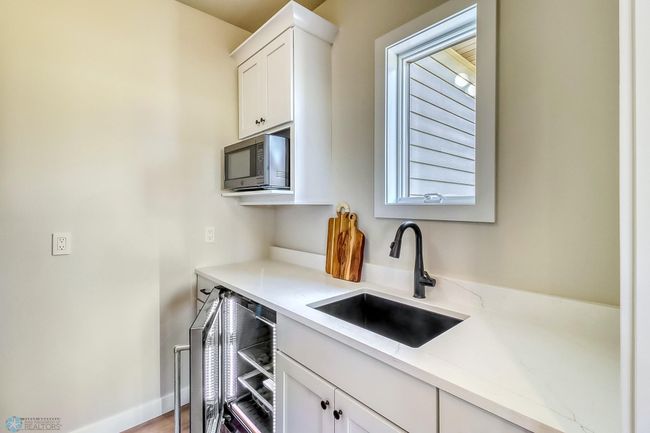 Butler's Pantry1_2.jpg | Image 20