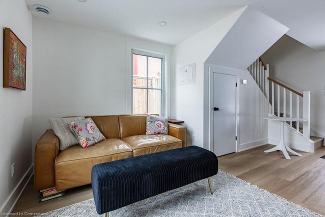 45 Park St W, House other with 6 bedrooms, 4 bathrooms and 4 parking in Dundas ON | Image 38