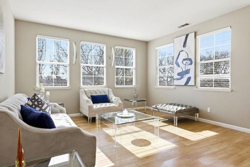 30927 Union City Blvd, Union City, CA, 94587-2547 | Card Image