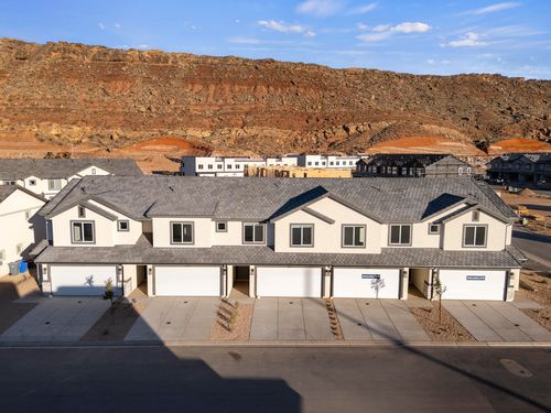 2453-2183 S Wolverine Way, Washington, UT, 84780-3887 | Card Image