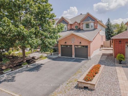 2884 Brigham Way, Gloucester, ON, K1T3Y8 | Card Image