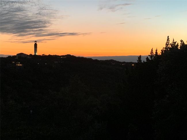 Gorgeous sunsets. | Image 21