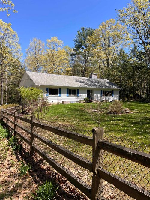 128 Madbury Rd, Durham, NH, 03824-2011 | Card Image