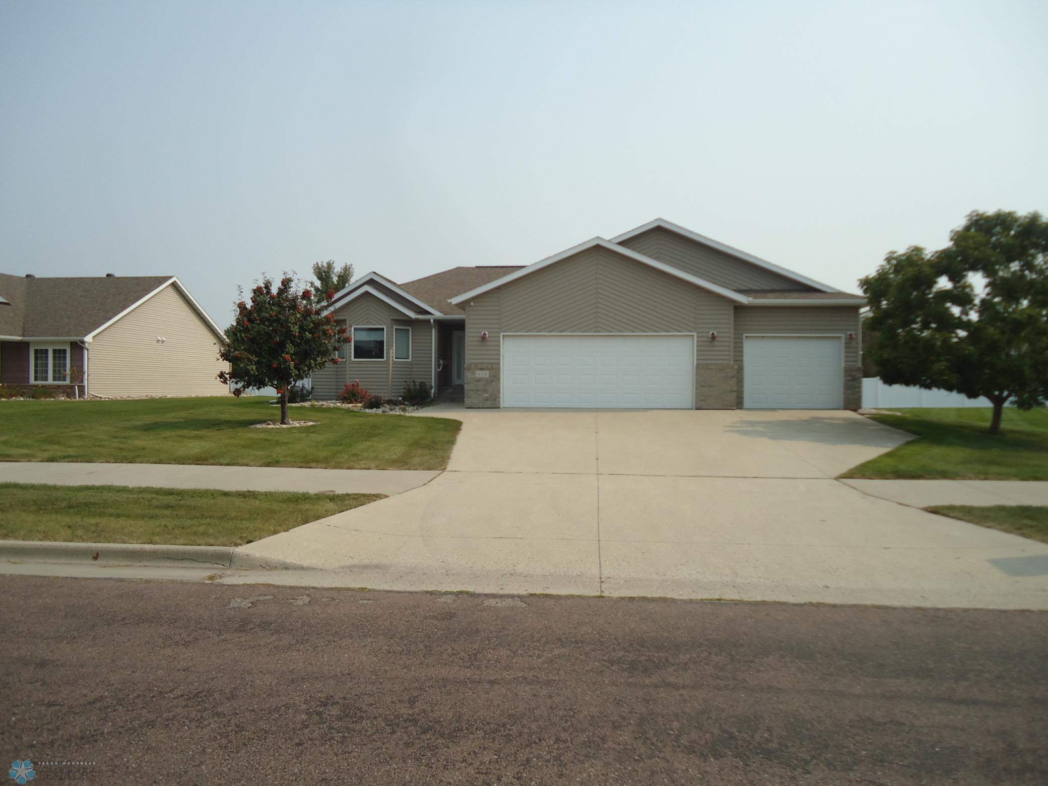 43rd St, Fargo, ND 58104