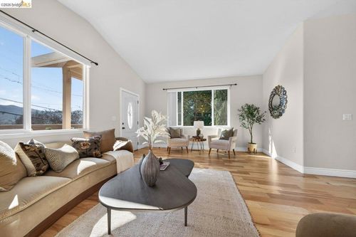 4273 Santa Rita Rd, El Sobrante, CA, 94803-2306 | Card Image