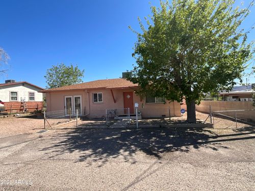 845 W Spray St, Superior, AZ, 85173-3926 | Card Image