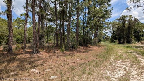 543 Branchwood Ave, LAKE PLACID, FL, 33852 | Card Image