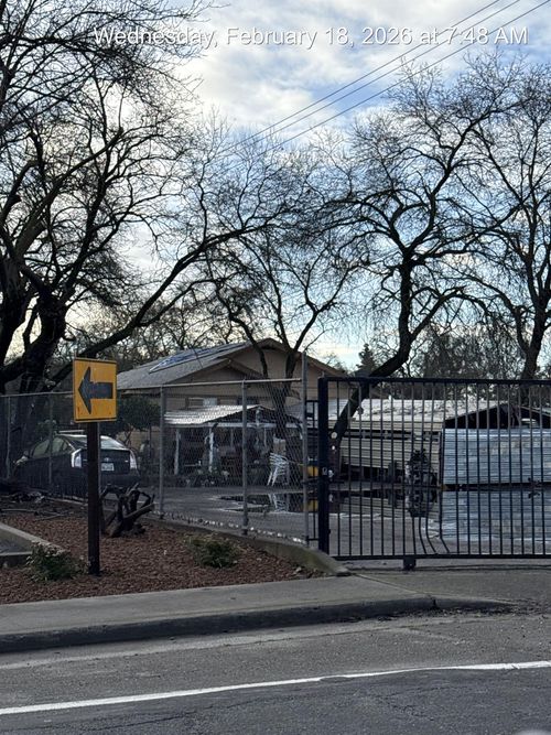 864 Oak Ln, Rio Linda, CA, 95673-2342 | Card Image