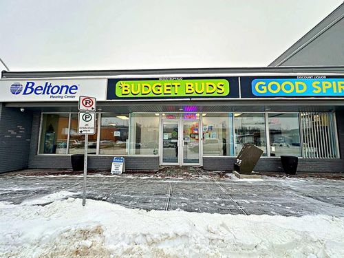 {{alt}} | Card Image