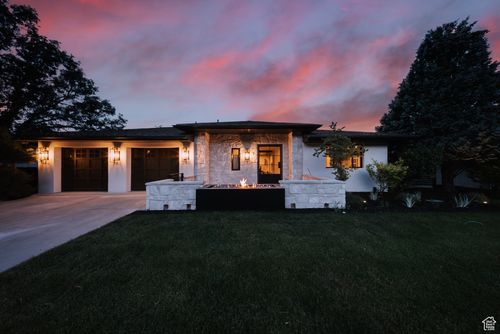 2108 Scenic Dr, Salt Lake City, UT, 84109-1429 | Card Image
