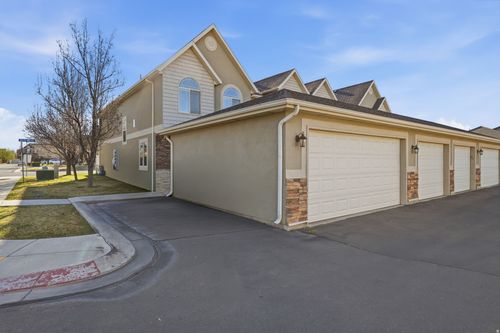 213 S Tamarak Cir, Lehi, UT, 84043-2763 | Card Image