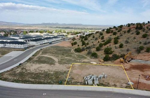 1911 N Pinyon Grove Cir, Cedar City, UT, 84720 | Card Image