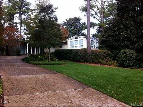 2751 Toxey Dr, Raleigh, NC, 27609-7642 | Card Image