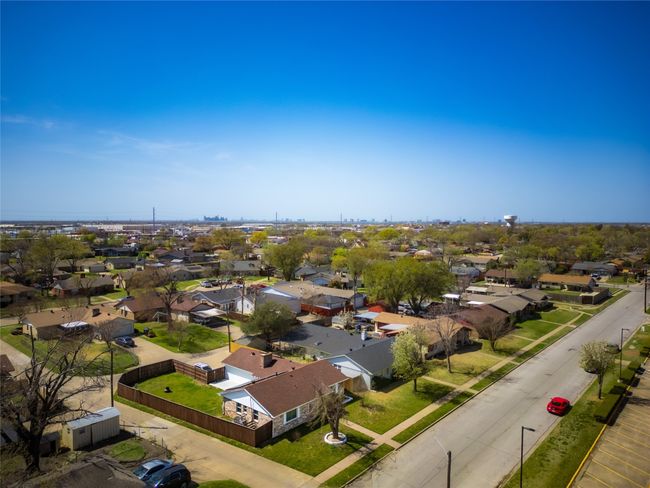 3930 Edgewood Dr, House other with 3 bedrooms, 2 bathrooms and null parking in Garland TX | Image 39