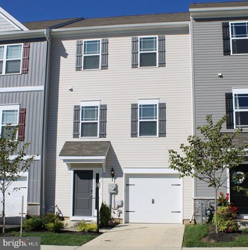 153 Sussex Pl, SHREWSBURY, PA, 17361-2401 | Card Image