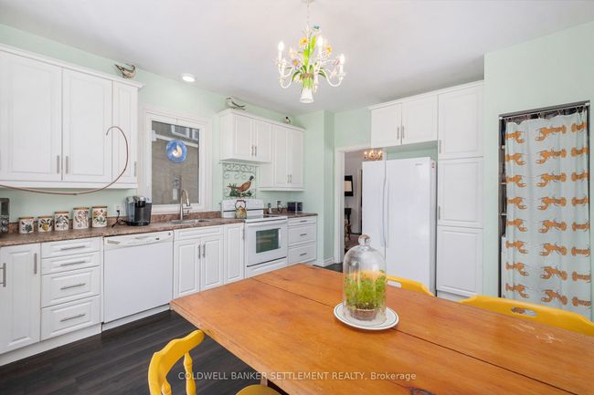 91 William St E, House other with 4 bedrooms, 2 bathrooms and 2 parking in Smiths Falls ON | Image 12