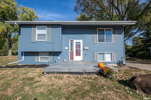 1212 E Adams St, Macomb, IL, 61455-1804 | Card Image