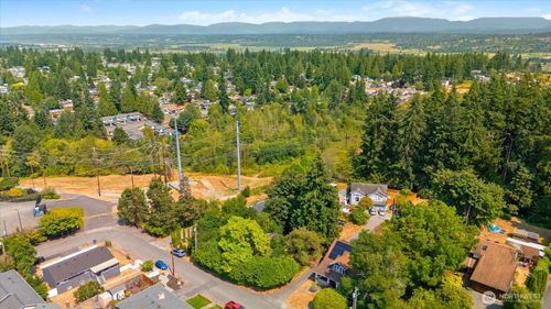 7713 Grant Drive, Everett, WA, 98103 | Card Image