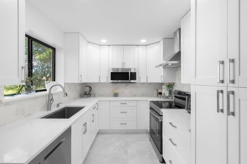 9502 Sw 1st Ct, Coral Springs, FL, 33071-7371 | Card Image