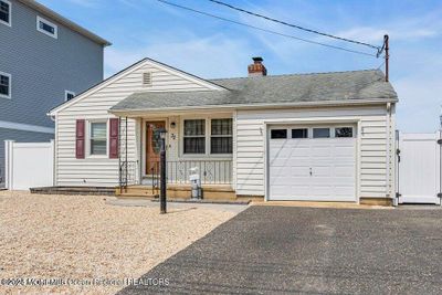 32 Lagoon Drive W, House other with 2 bedrooms, 1 bathrooms and null parking in Toms River NJ | Image 2