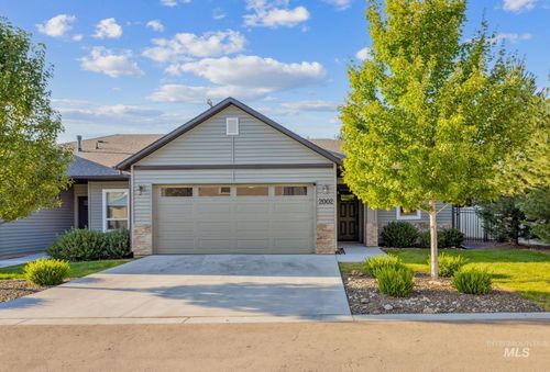 2002 E Ringneck St, Meridian, ID, 83646-7437 | Card Image