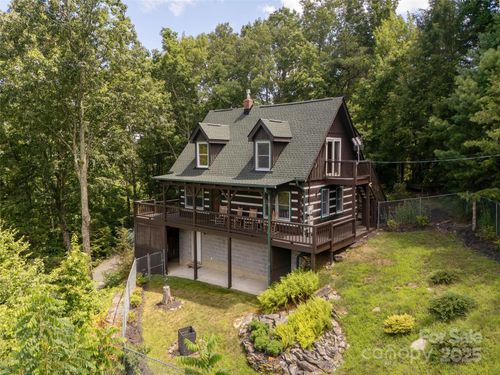 169 Laurel Creek Dr, Hendersonville, NC, 28792-7136 | Card Image