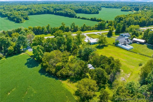 12615 Highway 31 N, Home with 4 bedrooms, 4 bathrooms and null parking in Memphis IN | Image 82