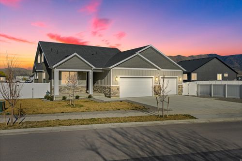 3938 N Wood Rd, Eagle Mountain, UT, 84005-6504 | Card Image