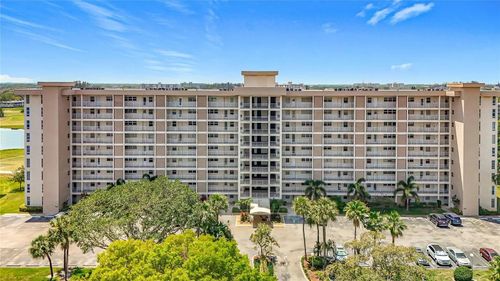 apt-808-2671 S Course Dr, Pompano Beach, FL, 33069-3956 | Card Image