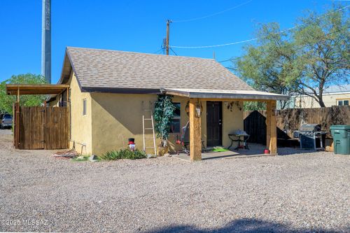 6838 S Nogales Highway, Tucson, AZ, 85756 | Card Image