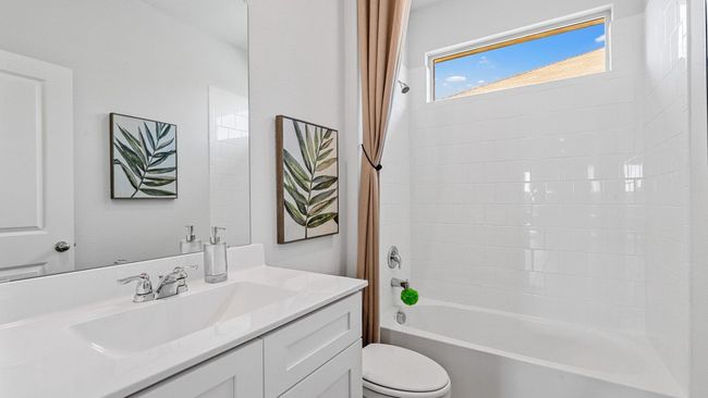 720 Amber Fields Drive, House other with 5 bedrooms, 3 bathrooms and null parking in Denton TX | Image 32