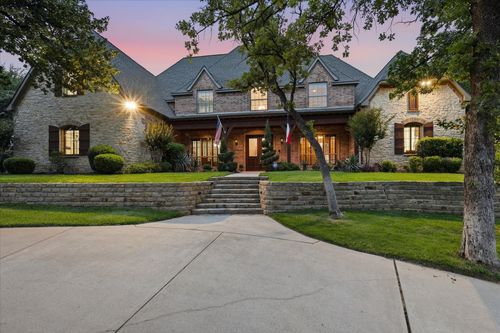 686 Knob Hill Ct, Argyle, TX, 76226-1731 | Card Image