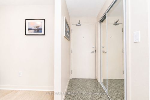 1008-10 Navy Wharf Crt, Toronto, ON, M5V3V2 | Card Image