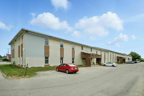 203f-2236 S Hamilton Rd, Columbus, OH, 43232-4381 | Card Image