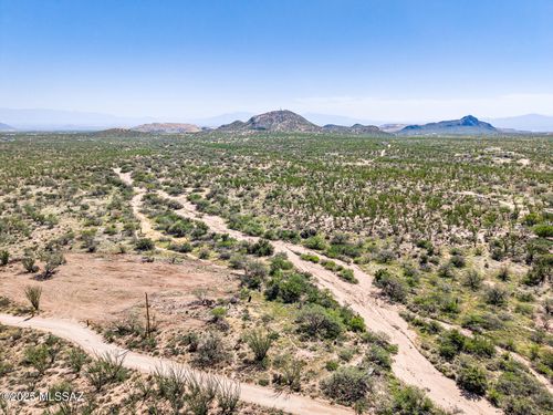 53-0000 W Calle Dos, Sahuarita, AZ, 85629 | Card Image