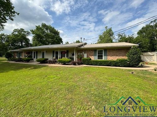 195 County Road 2111, Hughes Springs, TX, 75656-4620 | Card Image