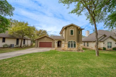 207 Crane Drive, House other with 4 bedrooms, 3 bathrooms and 4 parking in Highland Haven TX | Image 3