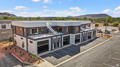 16-80 W Center St, La Verkin, UT, 84745-5528 | Card Image