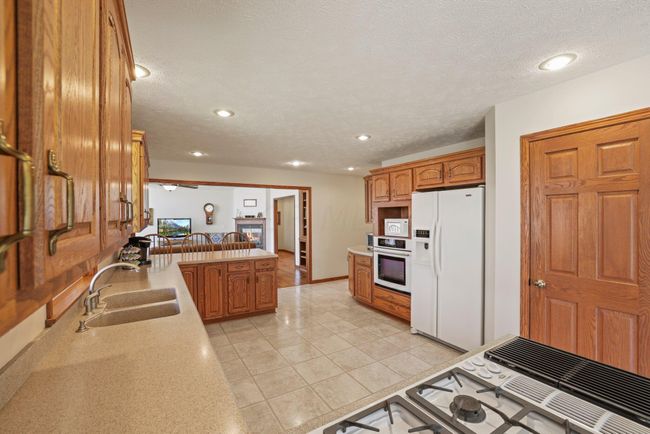 2163 Kerr Rd, House other with 4 bedrooms, 3 bathrooms and null parking in Lucas OH | Image 20