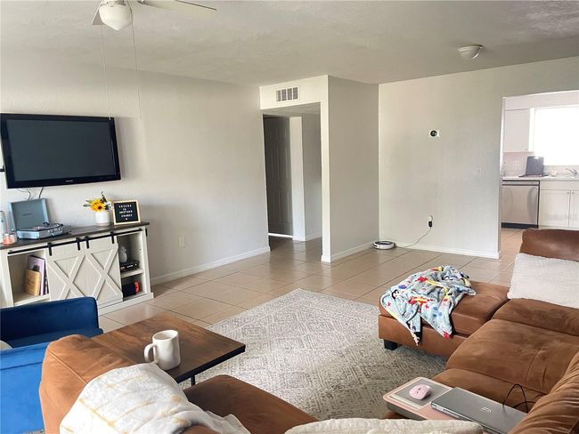 APT-10 - 4149 S Semoran Blvd, Condo with 2 bedrooms, 1 bathrooms and null parking in Orlando FL | Image 4