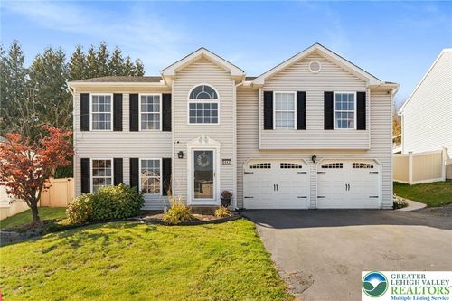 5043 Foxdale Dr, WHITEHALL, PA, 18052-2234 | Card Image