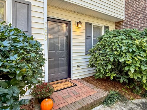 7009 Staghorn Ln, Raleigh, NC, 27615-5356 | Card Image