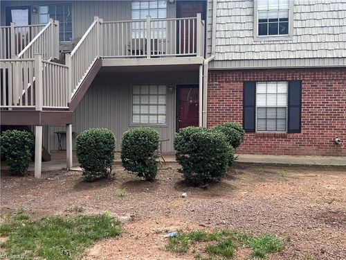 e-3814 Country Club Rd, Winston-Salem, NC, 27104-2957 | Card Image