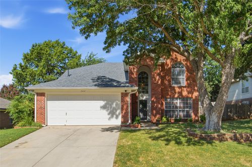 747 Cedar Leaf Cir, Lake Dallas, TX, 75065-2226 | Card Image