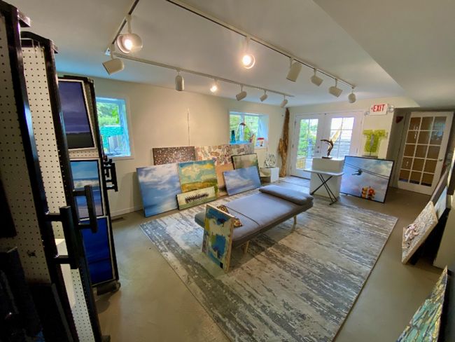 Lower level gallery | Image 18
