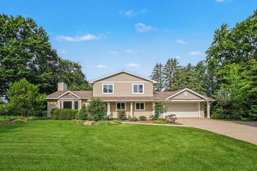 7811 Cardinal Dr, Jenison, MI, 49428-9164 | Card Image
